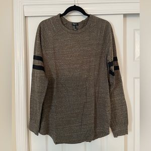 Forever 21 Long Sleeve T-Shirt